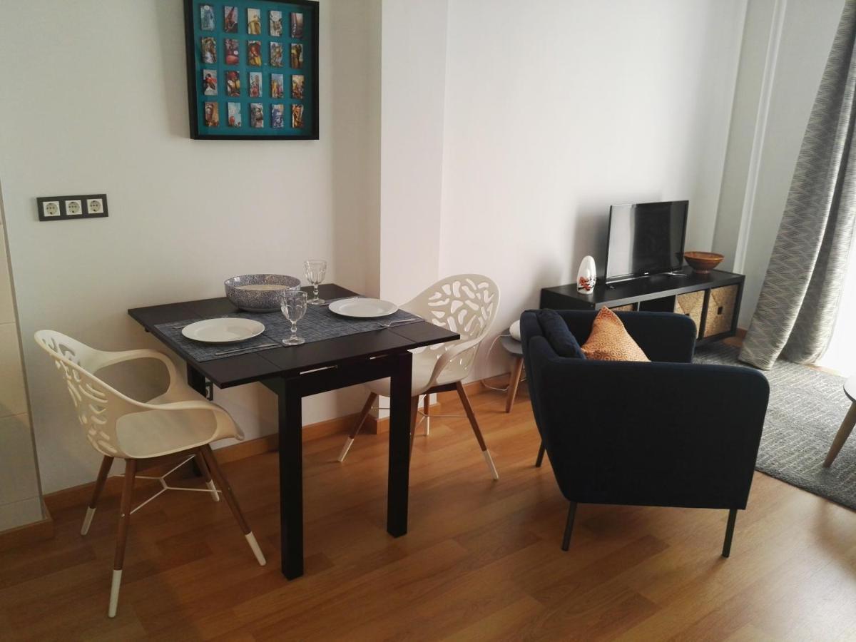 Apartamento Cervantes Málaga Extérieur photo